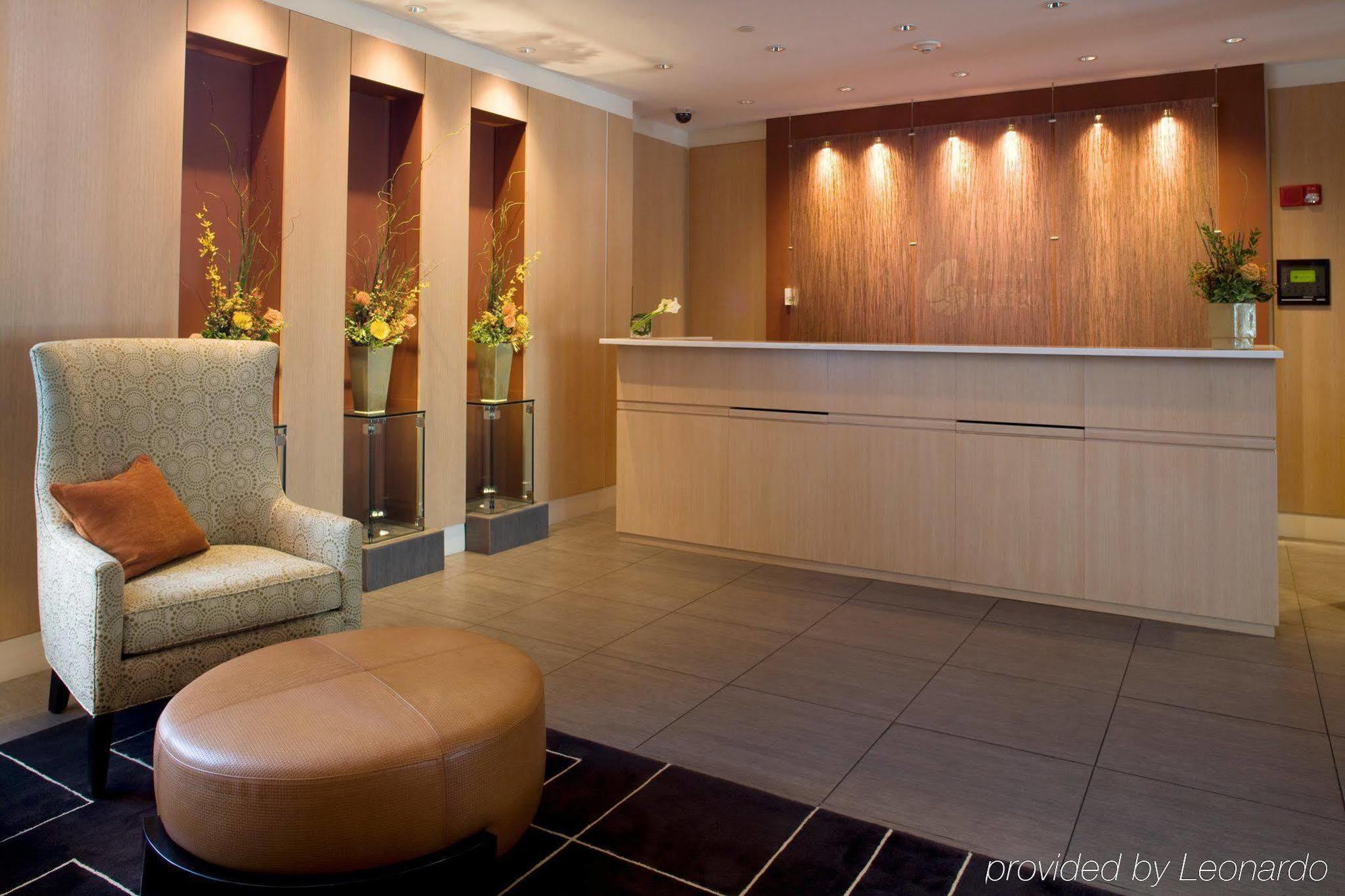 Hotel Indigo Boston - Newton Riverside Extérieur photo