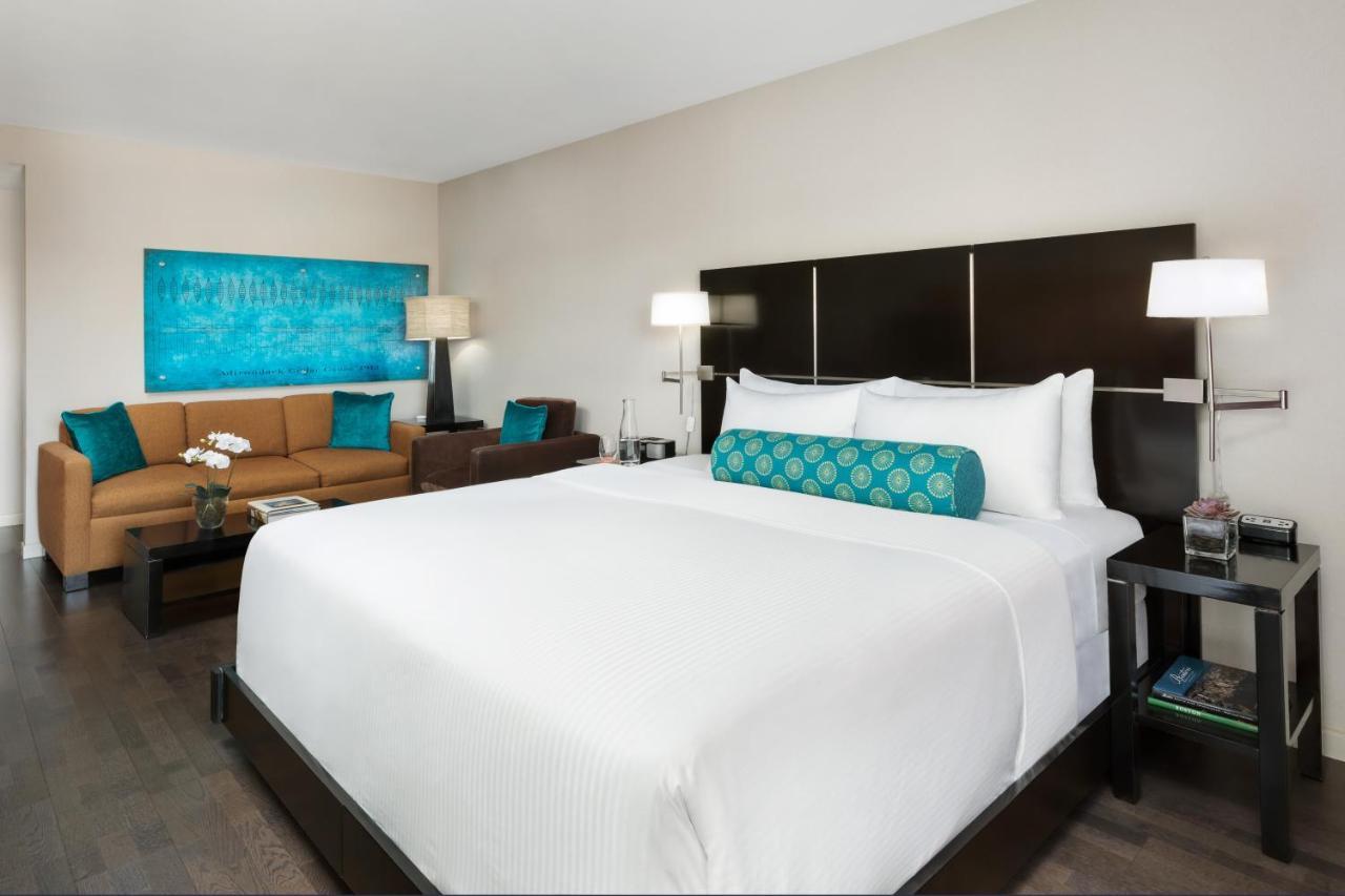 Hotel Indigo Boston - Newton Riverside Extérieur photo